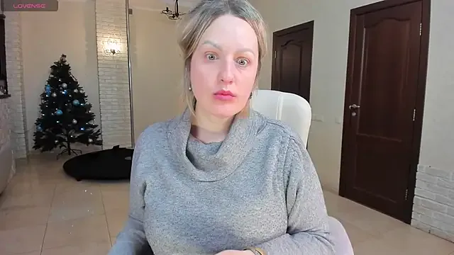 MariemLui on StripChat