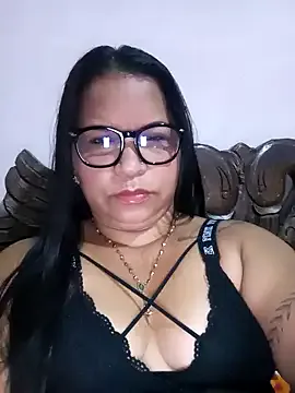Marina_84 on StripChat
