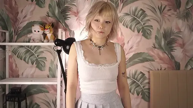 MarjoryHowlingwolf — blow up my pussy!