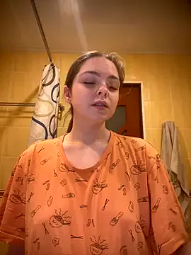 marshmallowee on StripChat