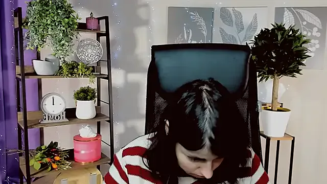 MartaEdams on StripChat