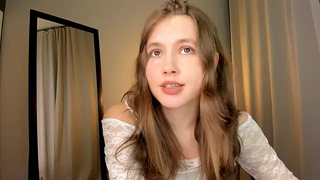 MaryannSoftt — oil show with nude ass ^^