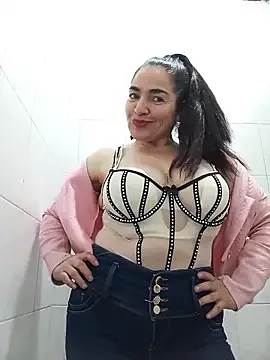 MaryRoze_ on StripChat