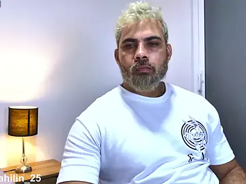 max_love255 on StripChat