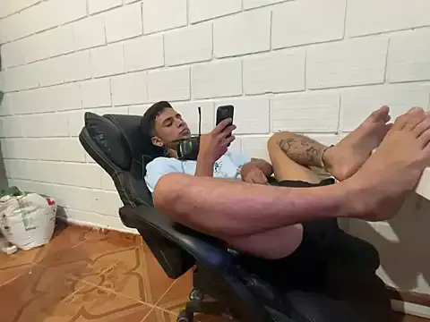 Max_TheHorseDick on StripChat