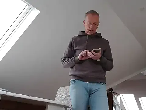 maxmueller321 on StripChat