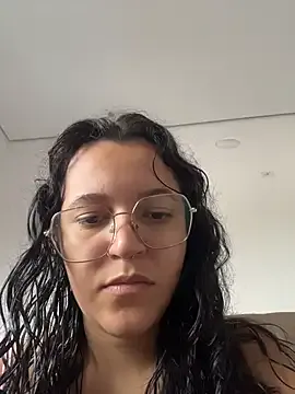 mayhoneyhot — Mostro os peitinhos 