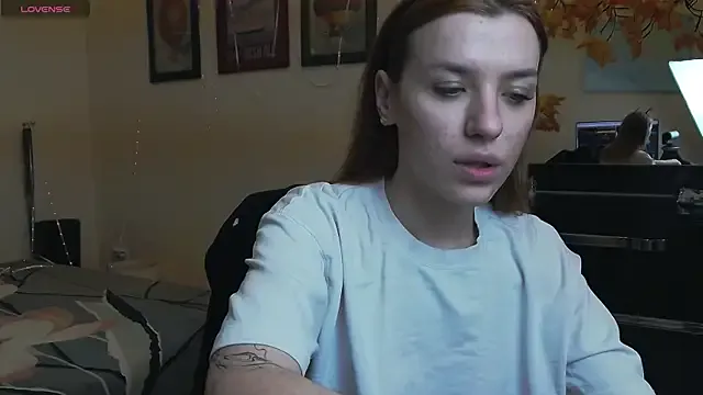 MeganNewCat on StripChat