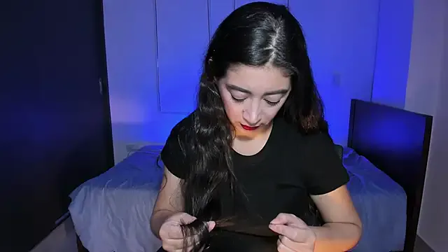 MeganWhite3 — show ass