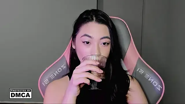 MeilideQian1 — Freechat on StripChat