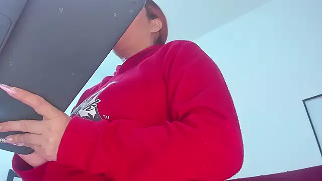 Melody_Megann on StripChat