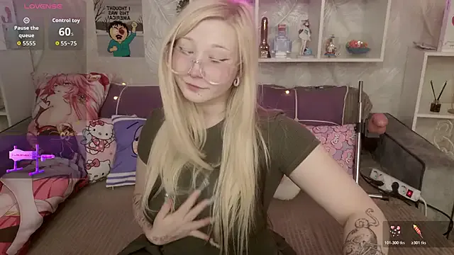 MeowkaKitty on StripChat