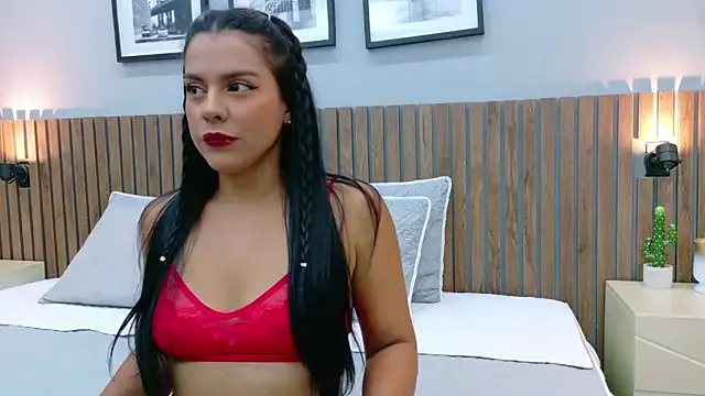 Mia_Bellefort on StripChat