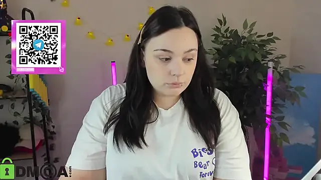 Mia_R0ss — Tease with your tongue