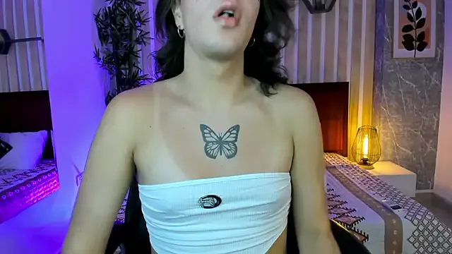 miah_connor on StripChat