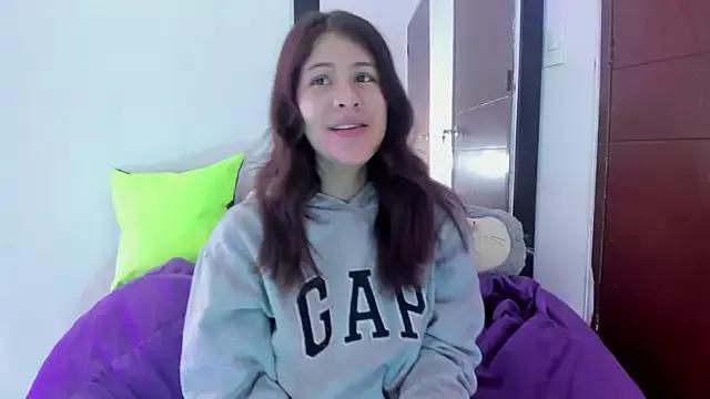 MiaQueen021 — rub clit