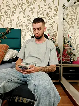 Michael_magno on StripChat