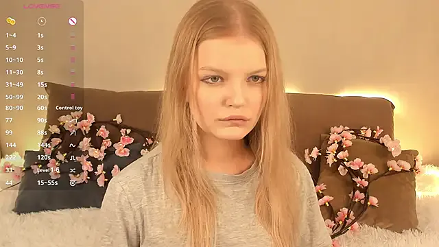 MicheleHonas on StripChat