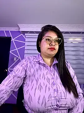 MiiaaJoness on StripChat