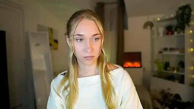 MilaBunny2000 on StripChat