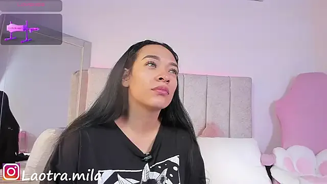 MilaVelour on StripChat