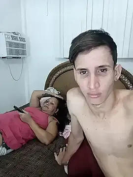 Milfvalesk on StripChat