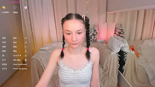 MilliMouse on StripChat