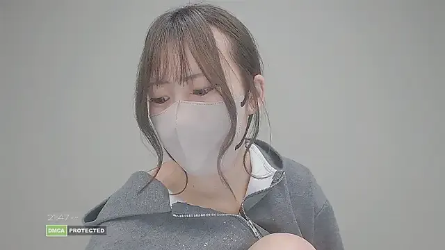 Mio_ecstasy on StripChat