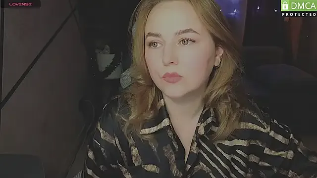 Mira_Mermayd — fucking tits with a dildo