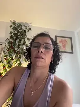 MireyaTorresGu — my move in march