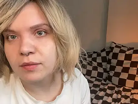 misapolii on StripChat