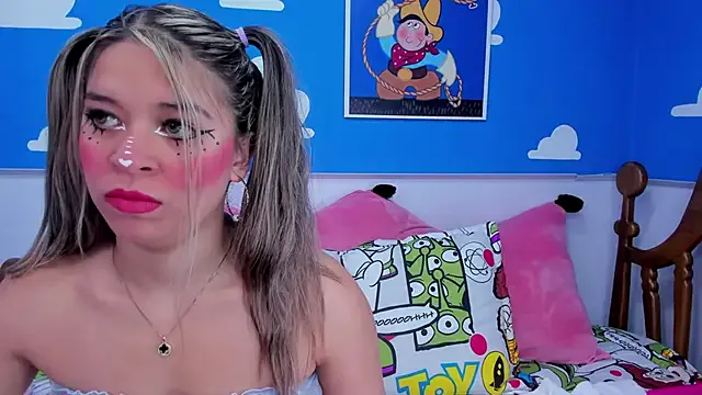 miss__evolet on StripChat