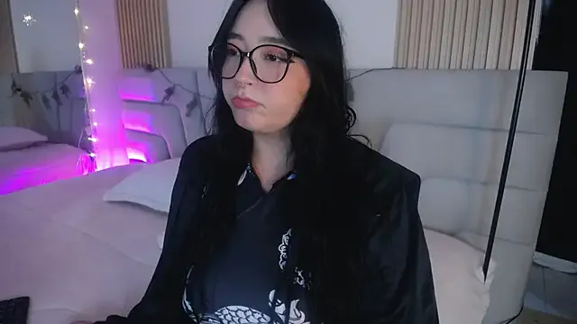 Miss_Loise on StripChat