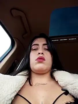 MissNyraSecret — Take out my tits in public near people