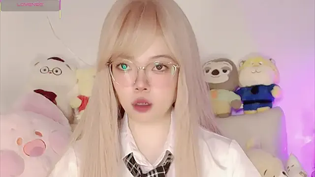 Miyeoonn on StripChat