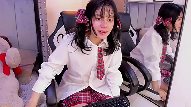 Miyu_Komori — Spread my Ass + Spanks x5 