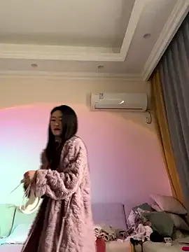 Molly-xiao on StripChat