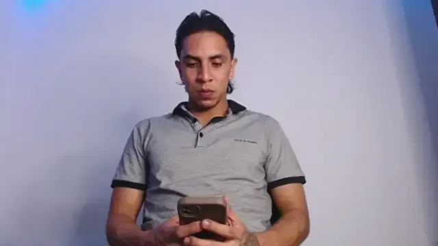 Monkey_uchiha777 on StripChat