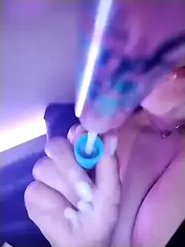 MORYBANIKA on StripChat