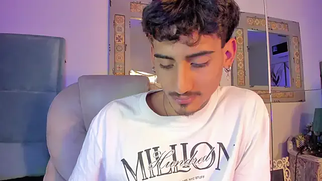 Mr_Strike on StripChat