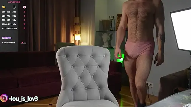 MrbigLouis on StripChat