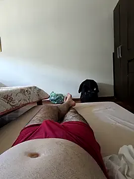 MysterBearMG on StripChat