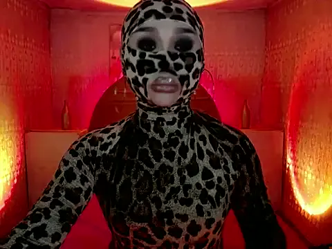 Mysterious_Mistress — Freechat on StripChat