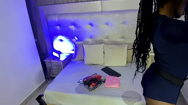 NalaRoux — Sexy dance   for you