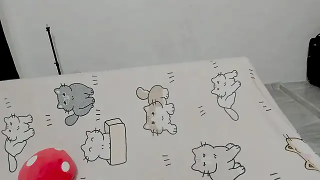 Naoko_7w7 — Oil on my ass