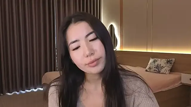 Naomi_52 — Toy Tease  PussyPlay