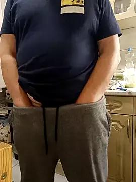 Freechat narrowboy on StripChat