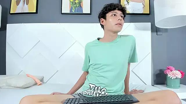 Freechat NathanBell on StripChat