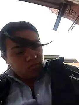 Freechat naughty-sharlot on StripChat