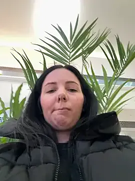 naughty_lucifer on StripChat
